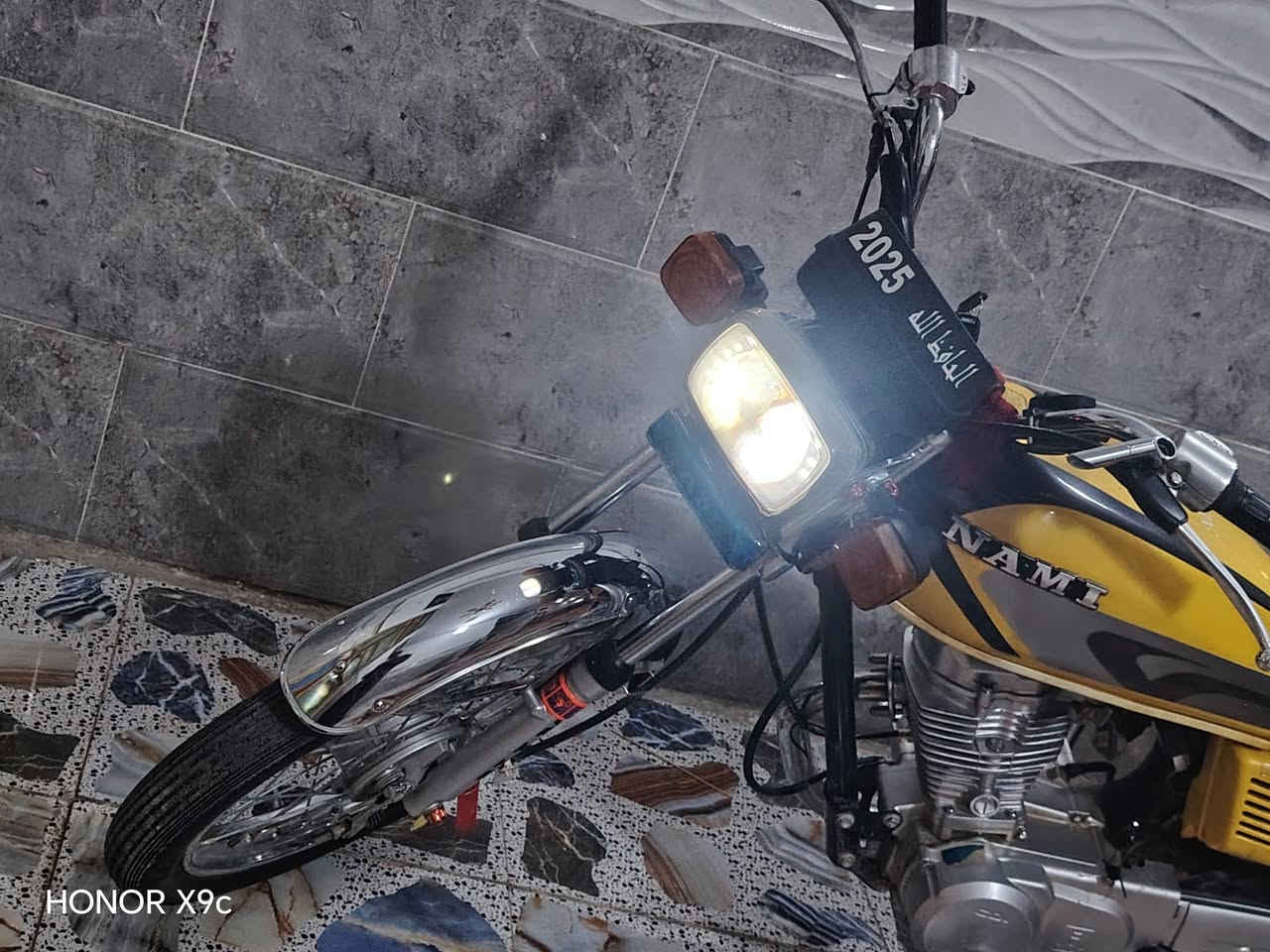 السلام عليكم للبيع نامه امتياز موديل  2025 نضيفه احله من الصوره ملاحضه ماجاوب خاص اتصل ***********
