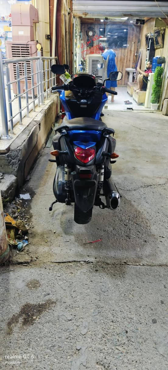 دراجة مناقصهه اي شي على ايدي منزلهه رمبة ماشيه 11 الف حقيقي بانزين محسن دهن موتل اصلي مال جناي يدات تدفئة دبلات مزودة مال يابان  سويجات 2 وياهه تشغل وتطلع متخسر عليهه ولاربع
*********** بغداد الحسينية
