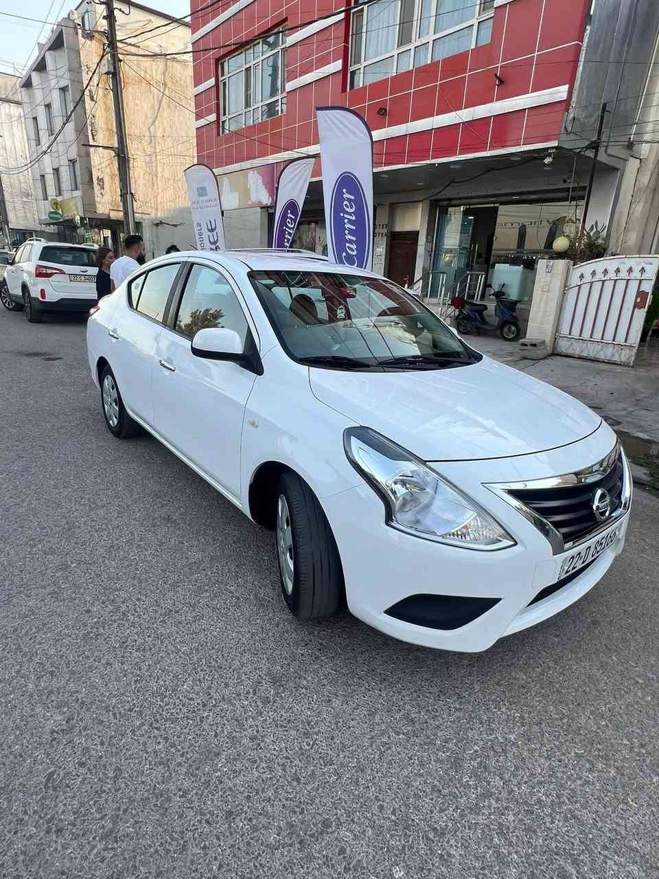 نيسان سني 2021 ماشيه (98) سياره نضيفه وحلوه الضرر موضح بل صور السعر 98$قفل ***********
