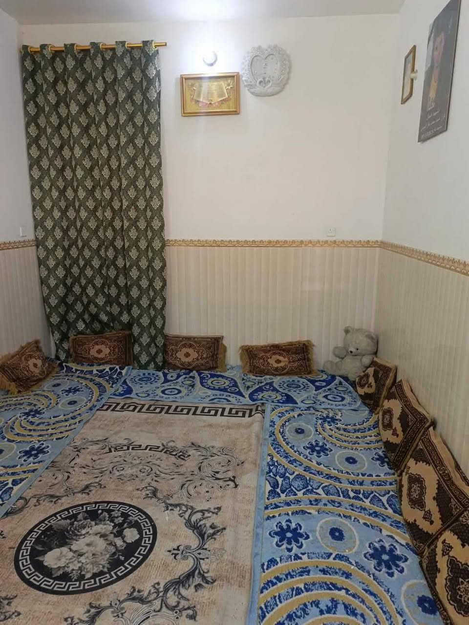 بيت للرهن 100 متر  جديد
حي النداء خلف مول بغداد مباشر غرفة وصالة ومطبخ واستقبال وصحيات ب 17 مليون المدة مفتوحه

*********** ابو مصطفى
