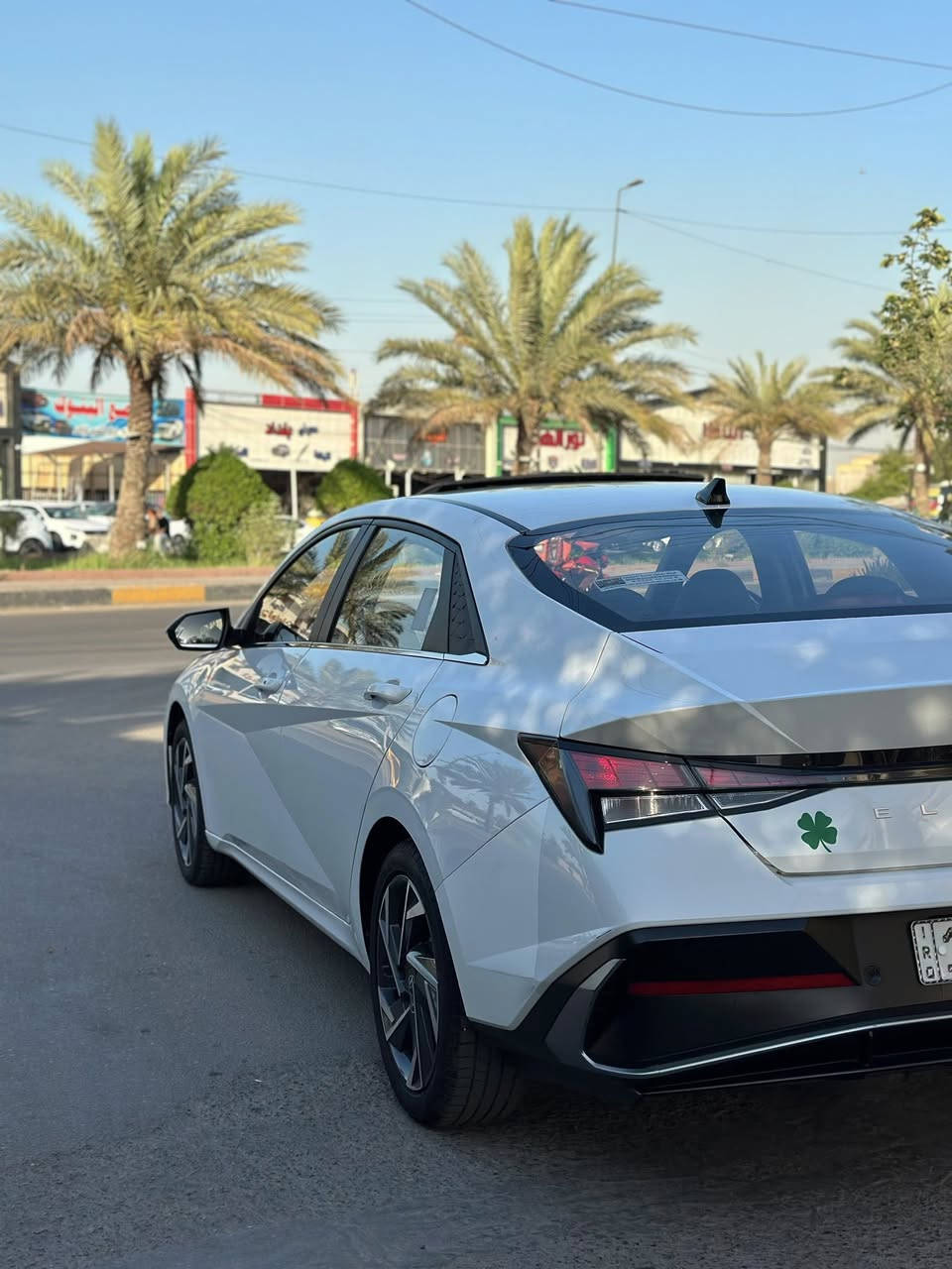 السلام عليكم للبيع النترا ٢٠٢٤ خليجي رقم بغداد ماشيه ٢٩ الف حقيقي فول مواصفات فتحه حساس امامي خلفي شاشه كامره اوتو هولد هندبريك بصمه جلد قطعتين تبريد مكينه ١٥٠٠ دبل نوزل كير ميكنه زيرو تبريد ثلج السياره كل نقص ما بيهه وبعده مماشيه بيهه صبغ نص جاملغ خلفي ونص الباب الباقي مكفول من الصبغ مكان السياره بغداد 
السعر ١٣٢ وبيهه مجال للطيبين 
للاستفسار 
***********
