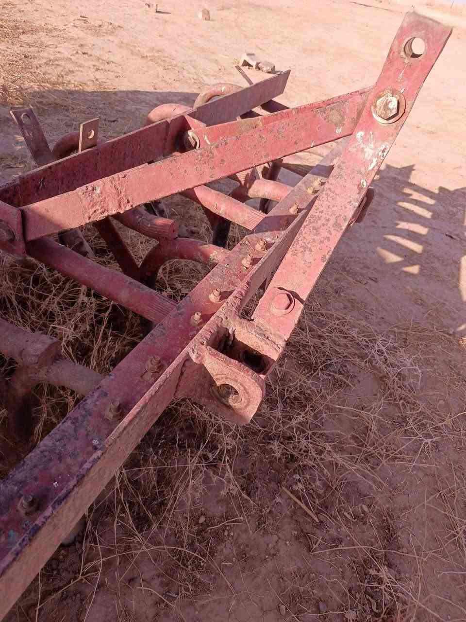 السلام عليكم
#للبيع خرماشه 11 نضيفة ومرتبة 
حجم ثقيل عمل موصل شفت غليض 
خرماشه راهمة 
السعر 550 وبيها مجال للطيبين 
اتصل ***********
