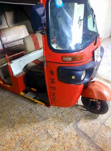 تكتك  2018 شهر 12 رقم بسمي مكينة مكفولة 
والكشر مكفول من الصبغ بي بس الدوسات الامامية معمرة 

السعر   4800

رقم  *********** 

المكان بغداد / حي النصر
