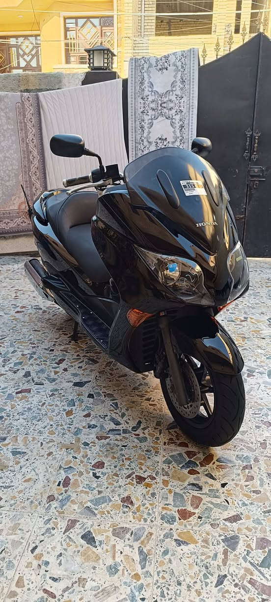 #تـــحفــه_فــنـيـه #رمبه_وكاله
ياالله فورزه MF صفر 10 فول مواصفات   جديده لوك نظافه 💯 بل 💯 اسود ملكي فول  المواصفات  

7 كير 4 تحويلات 

مسجل راديو 📻 بلاد 

نظام سبورت +اوتمواتيك 

تحكم ستيرن

اوكس موبايل 📱  

بصمه +سويج طوارئ 

دوسات جكر بلاد 

سايد بريك +ستاند حساس 

كتلوك الشركه +عدة الشركه 

المسافه المقطوعه 25 الف  حقيقي 

الدراجه بحالة الوكاله الجناي يتصل  ويدلل مكاني بغداد الغزاليه رقم 📱 *********** 

ملاحظه توصيل محافظات موجود الشماليه والجنوبيه اخوكم حسام فورزه 🇮🇶
