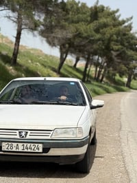 بيجو  ‏405   GLX 2012 السياره جاهزه مال جناي تدفئه تبريد خير من الله ك...