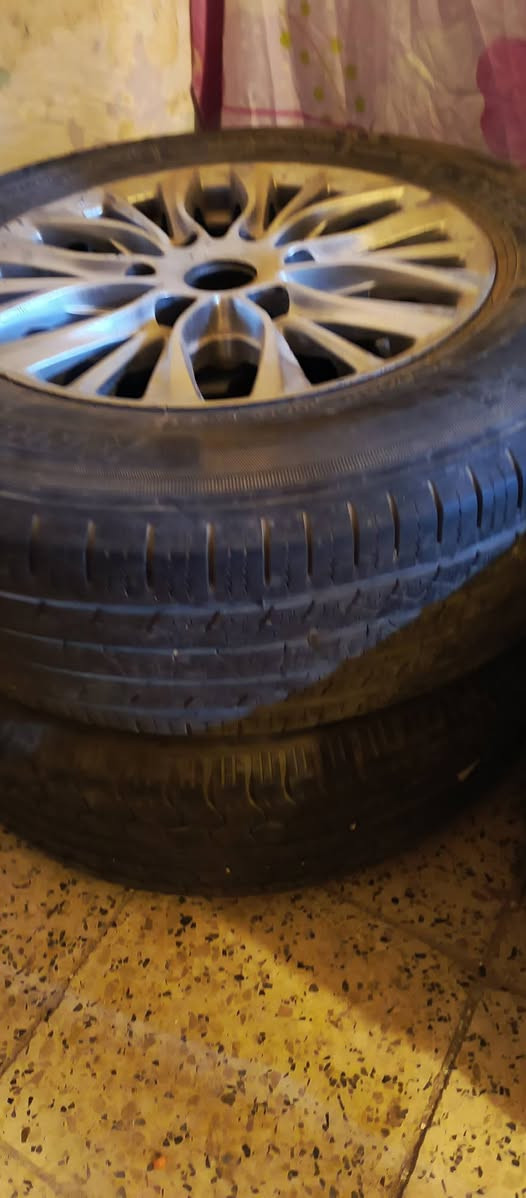 سلام عليكم البيع ويل مفتوح اصلي مال 18لا الحيم ولا فطر  ولا عواج بو الحساس بي تخم تاير جديد   سعر 300بي مجال شراي ينتصل وباخدمه مكاني بصره الهارثه ***********
