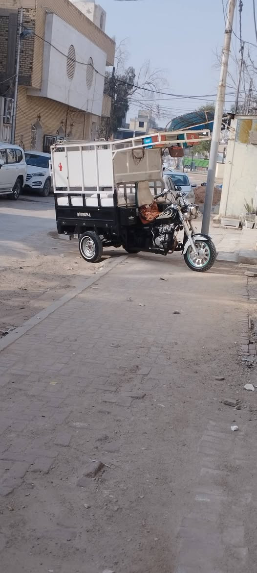 سلام عليكم ستوته البيع موديل 2020 دراجه جاهزه محرك. 2025 اكسن جمره مديل 2056 تايرات صارلهن 15 يوم من شادهن ابيعه كامله سماعات ودعاميه ومحجر. كله جديد دبلات الصليات جدد رقم نكليزي بسمي رقم النتصال *********** نجف حي الثوراه
