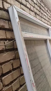 عرض ٢م٦٠ • ارتفاع ٢م٢٥ • استعمال شهرين