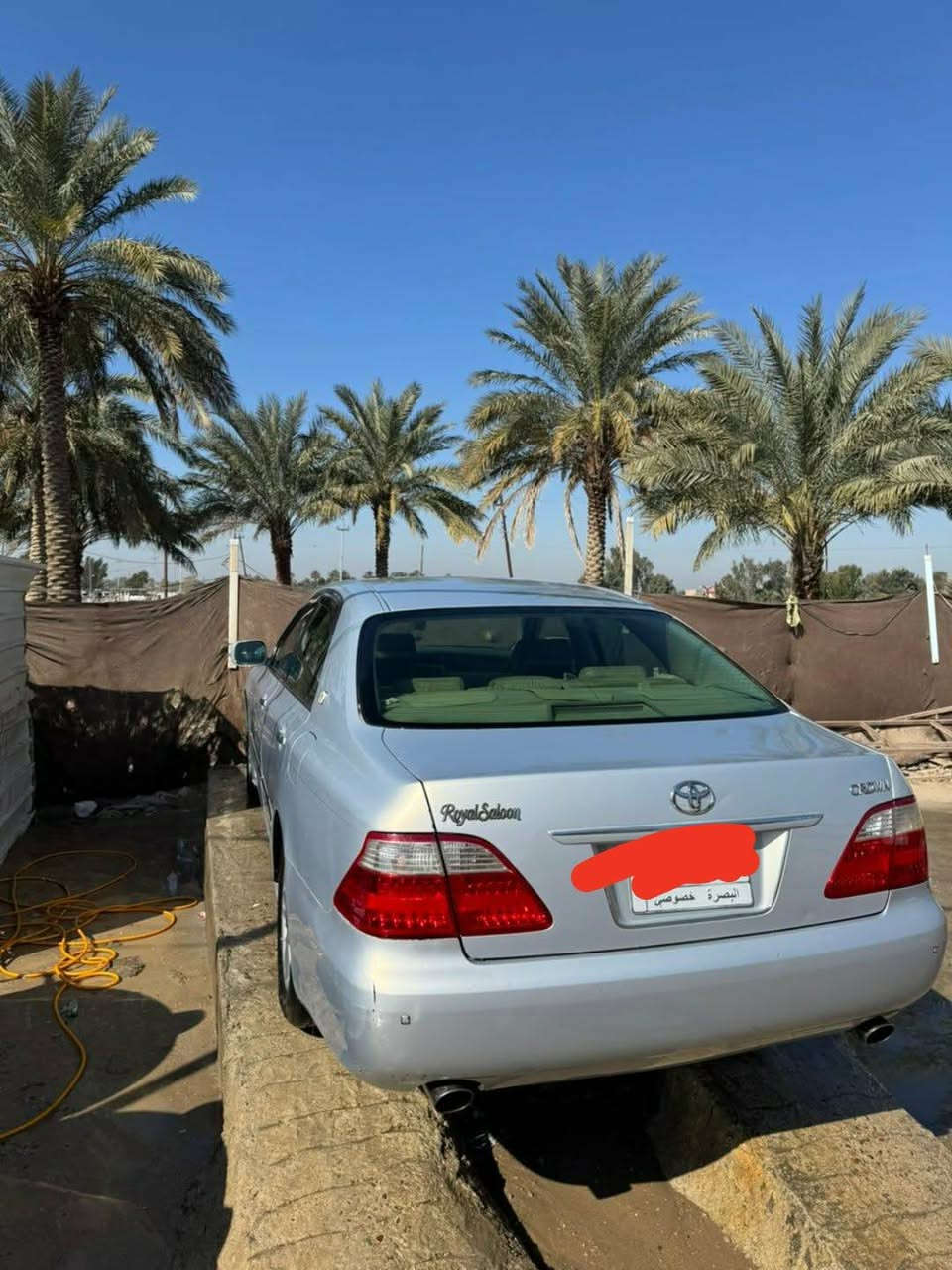 السلام عليكم شاهينا للبيع موديل 2004 فول عدا الفتحه شاصي 82 الداخل جلد بيجي تبريد ثلاث قطع + ثلاجة خلفية + تدفئة بالكشن + بردة خلفي كهرباء + كاميرا خلفي + اشاير بالمري + تحكمات استيرن + حساس امامي خلفي  السياره بأسمي شرط التحويل للاستفسار   الاتصال على الرقم او واتساب***********
