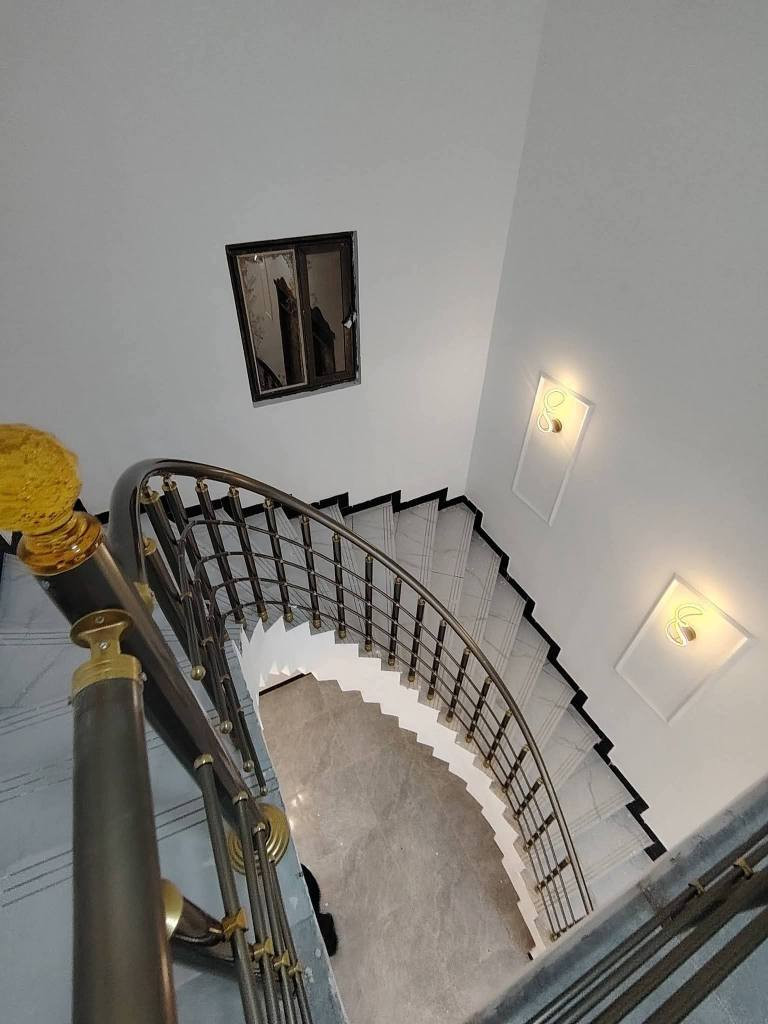 ياالله اسعد الله اوقاتكم بكل خير احبتي
يتوفر دار سكن طابو زراعي عراقي سند 25
200متر 
يحتوي عله #ثلاث غرف منام
ودوانيه وصاله ومطبخ وصحيات داخليه وخارجيه
وكراج سياره وحديقه
العنوان البصره ابي الخصيب كوت ثويني
#السعر ١٣٣ مليون قابل للتفاوض
#للأستفسار أتصال *********** البصرة, العراق
