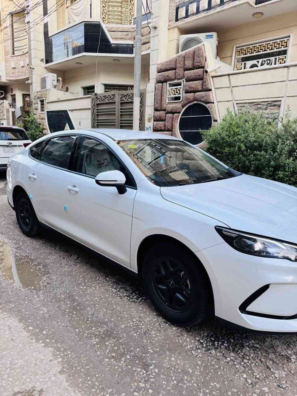 السلام عليكم 
سيل 5 2025 
كفاله عامه من صبغ والبارد والدبل كود 
محرك كير كفاله 
ماشية 5 الاف استعامل شخصي 
رقم بغداد تحويل ثاني يوم 
سعر سيارة 19،500 قفل غير قابل للتفاوض 
مكان سيارة كربلاء المقدسة 
ملاحظة/ سيارة بيه رصعة وحده بالباب خلف سائق 
***********
