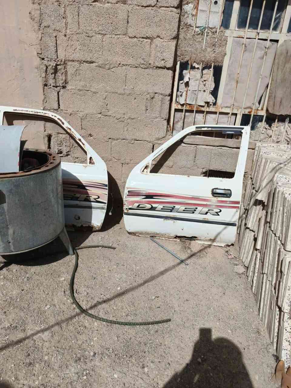 السلام عليكم
اربع بيبان بيكم دير لون احمر موديل 2009السعر150الف 
اربع بيبان بيكم دير لون ابيض موديل 2007السعر 100الف
دعاميه بيكم فلاونزه السعر 50الف 
مكاني واسط قضاء الحي 
***********
