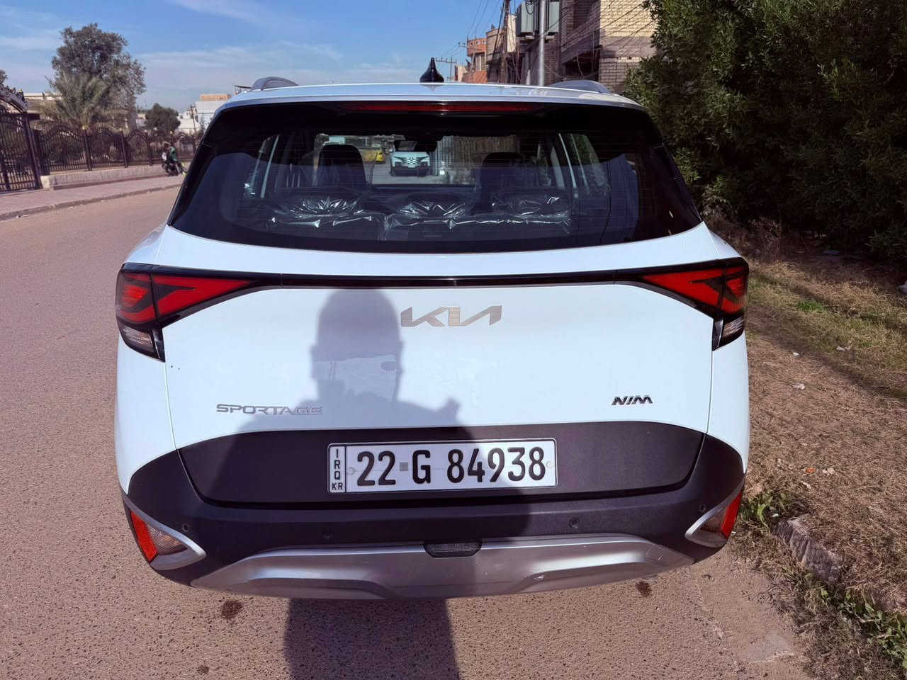 التفاصيل داخل الصور
