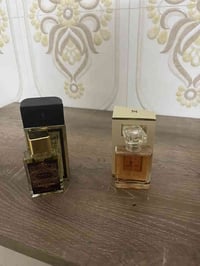 عطورات  آخر قطعتين عطر سعر العطر الواحد 15 الف الاثنين 25  للاستفسار :...