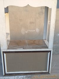 ميز • كاونتر