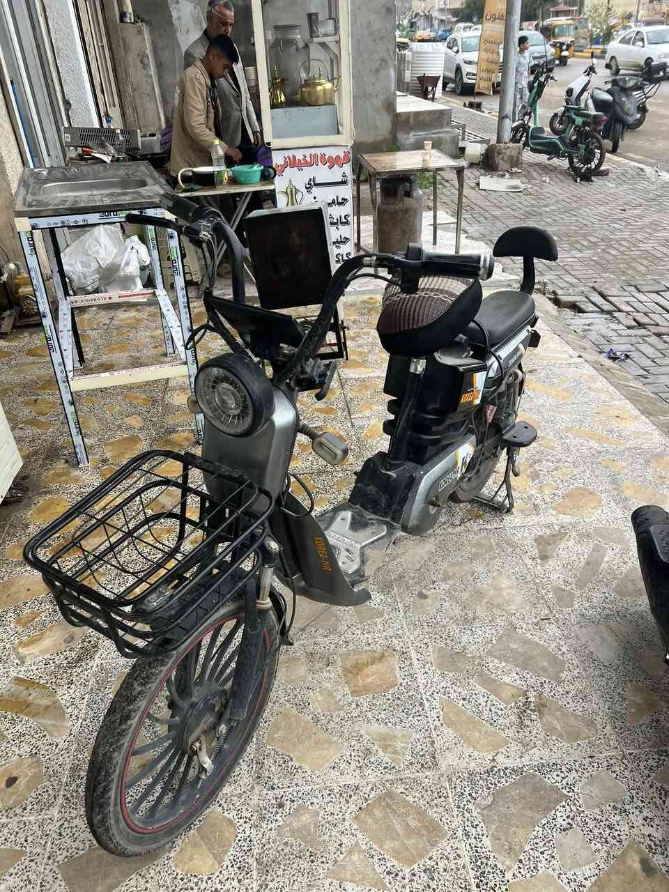 دراجة شحن 23 كله بلاد عقل بلاد بطاريات جدد سعر 190 وبيهه مجال مكاني تحرير فلكه اخيرة
***********
