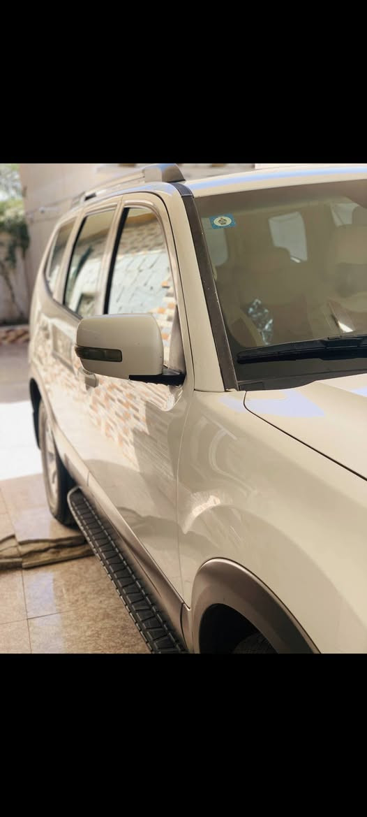 سلام عليكم 
كيا مهافي للبيع 2014.   السعر 155 وبيه مجال 
خليجي رقم ذي قار الجديد 
فول مواصفات عده البصمه 
شاشه كبيره 
مكينه 3800
حساسات 
تحكم ستيرن
فتحه 
7 راكب 
مثبت سرعه 
لايت زنون منضومه كامله 
ثلاجه 
كامره خلفيه 
حداديه توني مبدله 
طخم تاير 
ماشيه 191
سياره جاهزه للخير 
ملاحضه.. بيه باب السايق بي شويه صبغ والباقي كفاله      
العنوان ذي قار 
الااستفسار ..‏‪***********‬‏–***********
