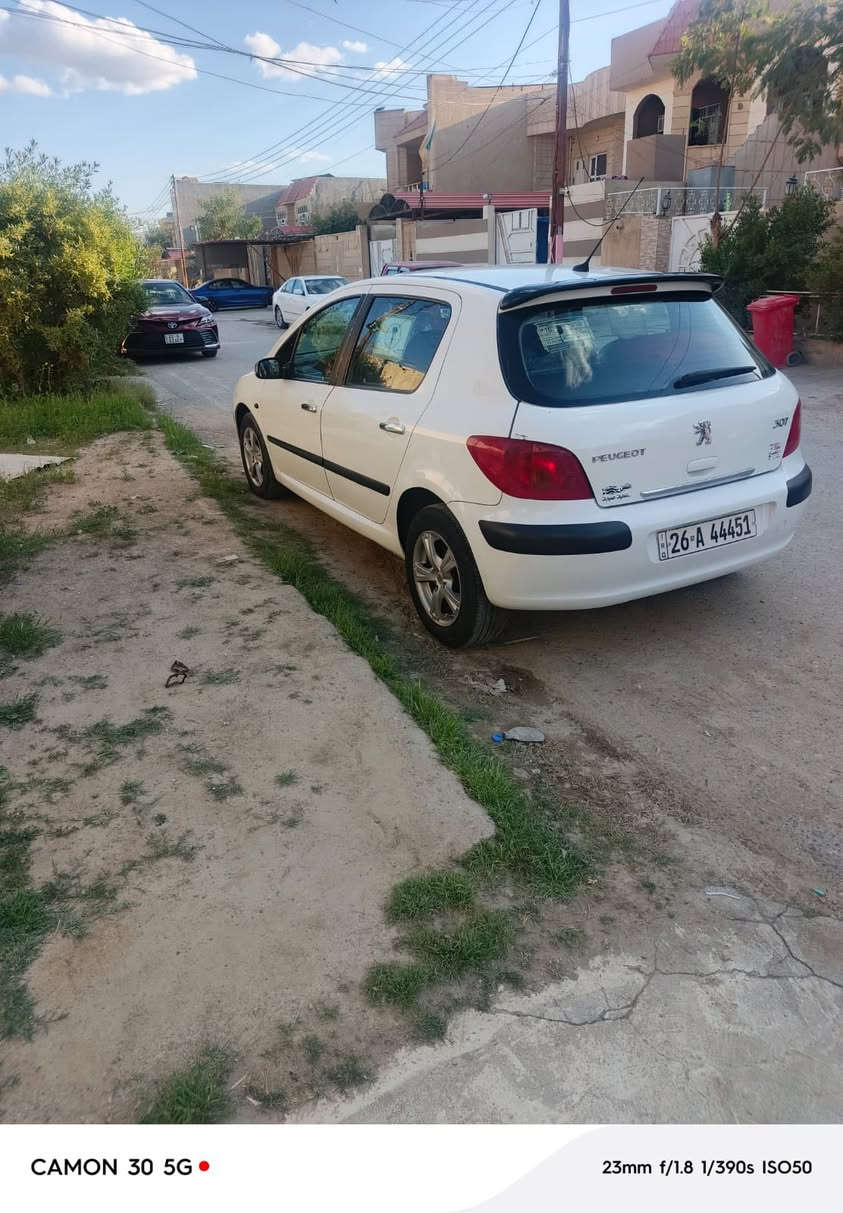 موديل 2004 سياره فول جديده ونضافه فول بسمي رقم نكليزي كير محرك شرط فحص كهربائيات كلها شغاله السياره بيها باب وقبق بانزين فقط


**إذا كنت صاحب هذا الإعلان وتريد حذفه لأي سبب، رجاءا أرسل رسالة إلى الدعم الفني**