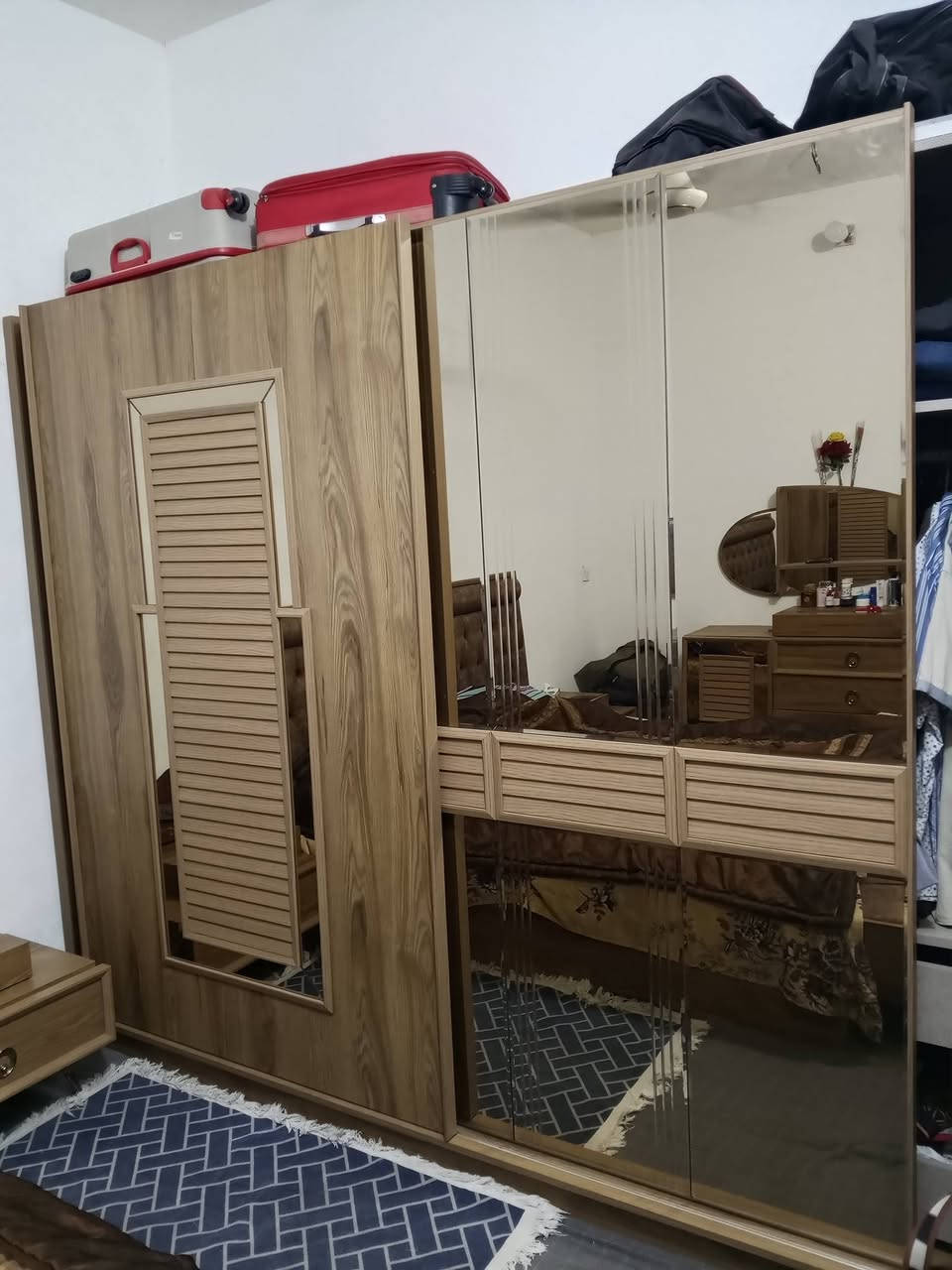 للبيع بغداد الغزاليه نضافه 90%سعر1000000بيه مجال هاتف***********
