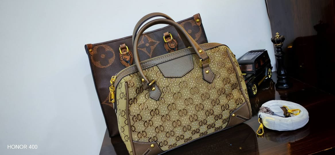 كل قطعه الها سعر راسلوني خاص اسعار مناسبه🌹


**إذا كنت صاحب هذا الإعلان وتريد حذفه لأي سبب، رجاءا أرسل رسالة إلى الدعم الفني**