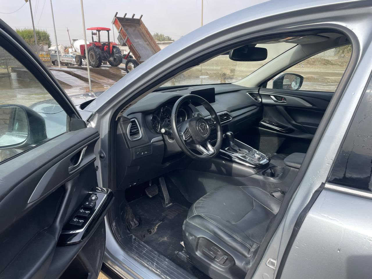 Mazda CX-9 Touring Plus
بيع او مراوس
موديل 2023

المسافة 35الف مايل 

المحرك ٢٥٠٠ تيربو

٧ راكب

كشنات ملكي منفصل

تبريد منفصل قطعتين

المقاعد الامامية تحكم كهربائي

تبريد وتسخين المقاعد

فتحة سقف

رادار امامي

رادار خلفي

نقاط عمياء

نظام الحفاظ على المسار

مانع تصادم

لايت ليد

كاميرا 

كروز كونترول تفاعلي

سايد بريك بصمة

اوتو هولد

سيستم سماعات Boss

شاشة كبير (كار بلي / اندرويد اوتو)

انظمة قيادة (نورمل / سبورت)

صندوق فتح وغلق كهربائي

مقاعد خلفية قابلة للطي 

شاحن وايرلس
بصمات ابواب عدد ٢ 

وباقي المواصفات المعروفة
رقم فحص مؤقت تترقم جميع المحافظات 
هاتف ***********
صلاح الدين سامراء
