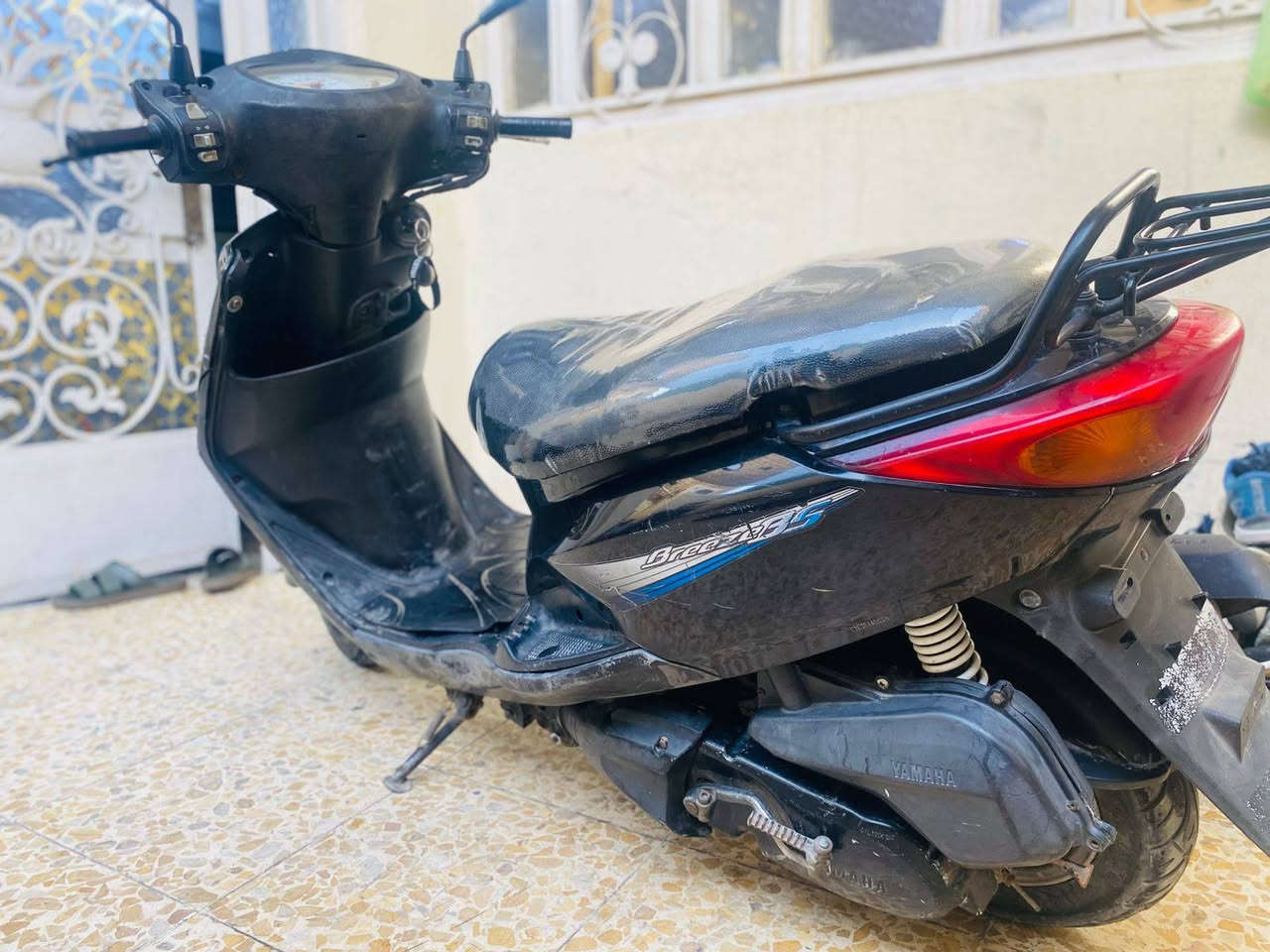 بريز بغبغا 🦜
دراجه بلاديه 
مسويلهه ادامه
فيت بم جديد 
نوزل خطين جديد
كلج امامي جديد 
كلج خلفي جديد
قايش جديد 
دهن جديد 
السعر 500 وبيهه مجال 
مكاني بغداد مدينة الصدر 
الرقم ***********
