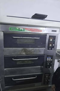 مااعرف اسمه   فرن للبيع (قيم بما يرضي الله ) شغال درجة اولى  كل طابق ٨...