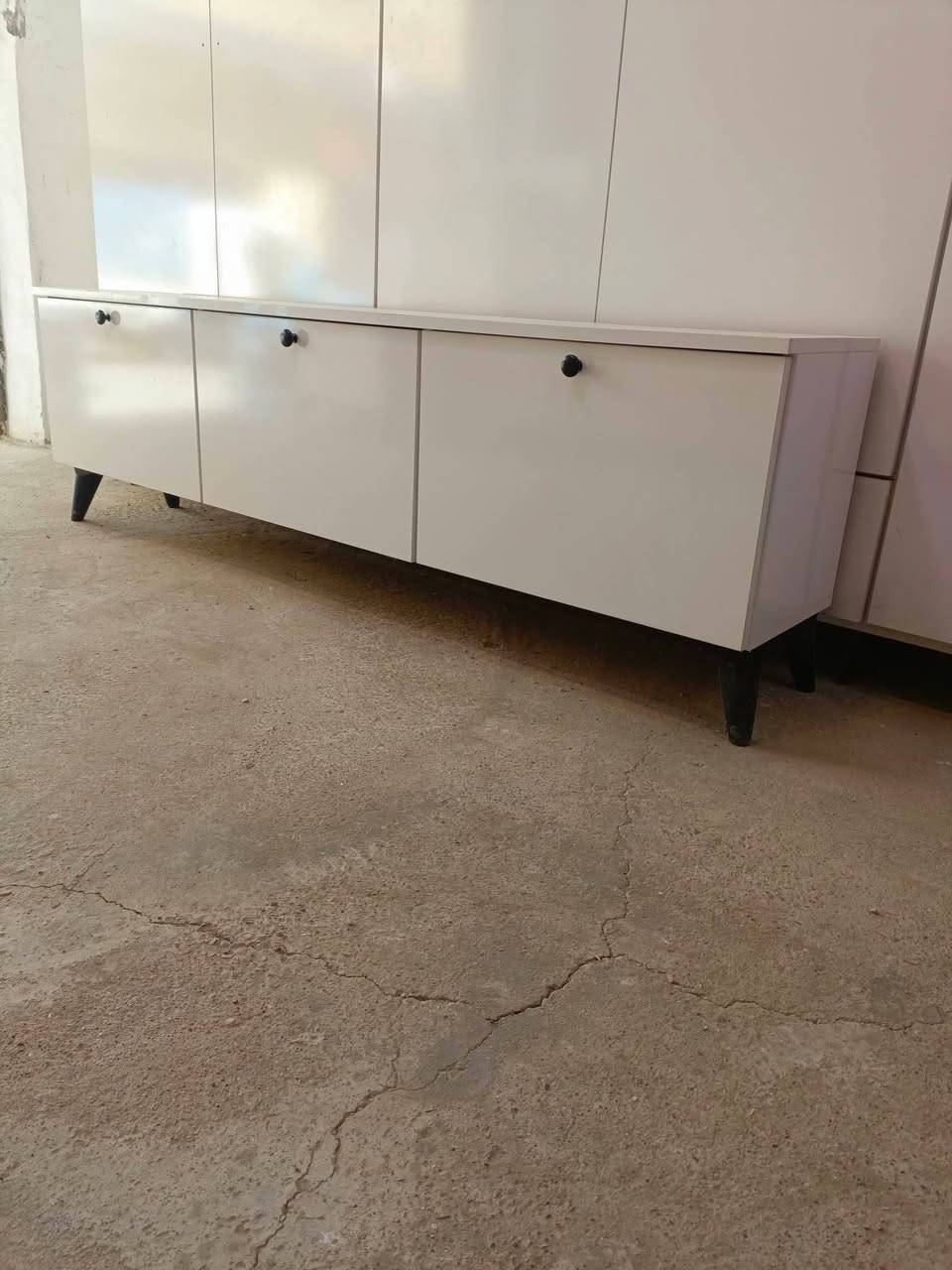 ميزه نجاره تركي
مع جزامه العنوان كوت 
المشروع السعر كملن 
وقياس مع التوصيل 
مجاني ‏‪***********‬‏
