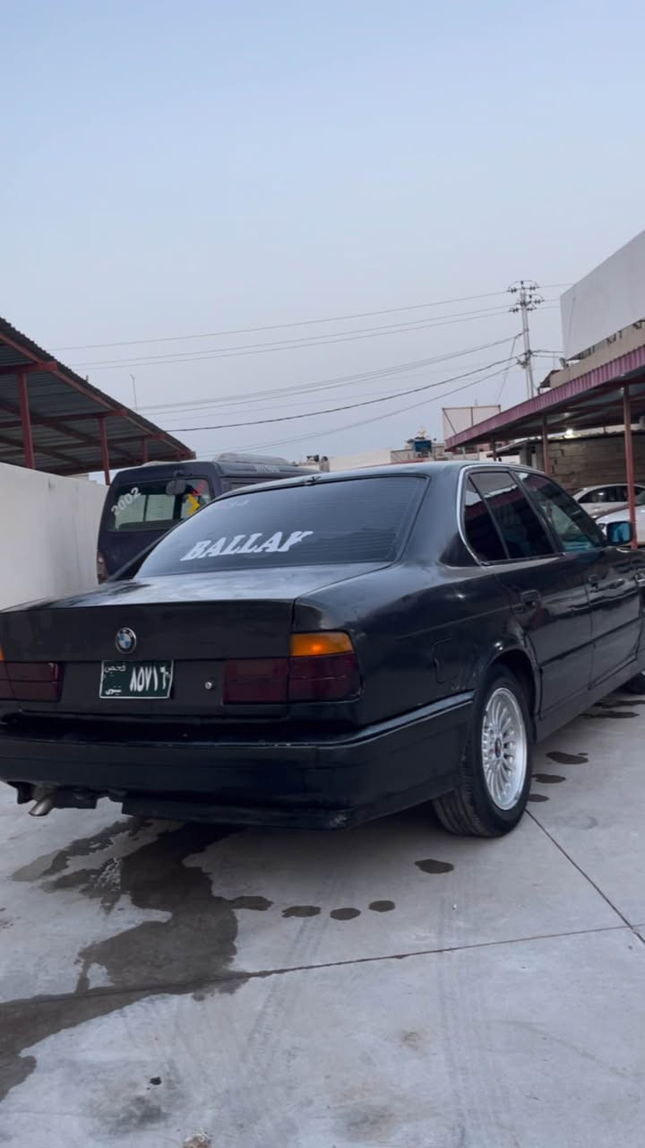 بئیم 1991 سعر 26 و مجال
رقم و سنوی اسلی اولیات شرت
520 کەپس گیر عادی
کارەبایی داخلی هەموو ب شەرت
تەخم تایە بنی هەموو لۆک
جام کارەبایی فول گیر عادی
شوین روڤیا/*********** اكر, نينوى
