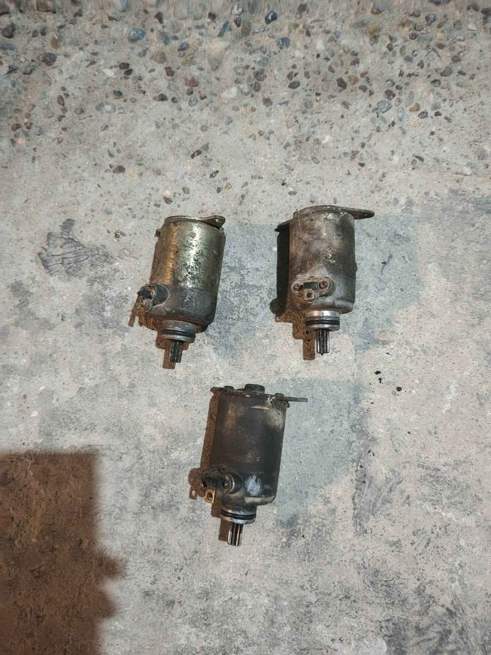 السلتم السلام عليكم غراض جي فور أو كامكو فيتو صيني موجود غراض كله شركه وسعر جوه مناسب


**إذا كنت صاحب هذا الإعلان وتريد حذفه لأي سبب، رجاءا أرسل رسالة إلى الدعم الفني**