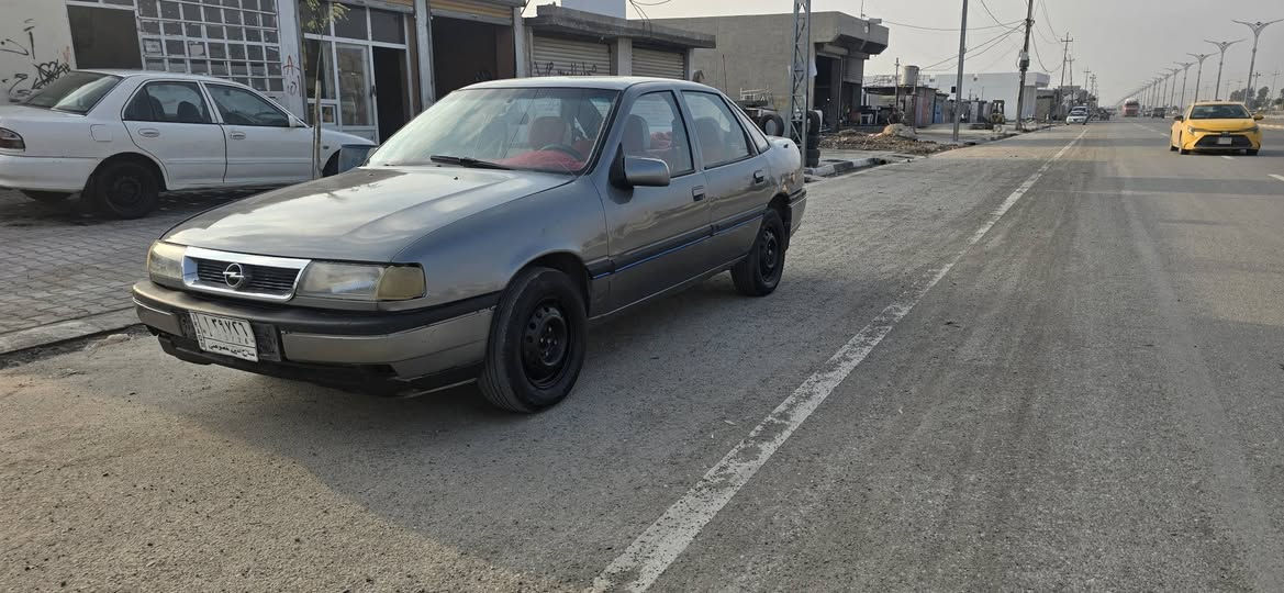 فكترا موديل ٩٣ حجم ١٦ رقم صلاح الدين مشروع وطني محرك كير صدر شرط صبغ عام فرن للبيع ٣٣ مكان السياره كركوك غير متواجد عل فيس اتصل على الرقم رجاء ***********
