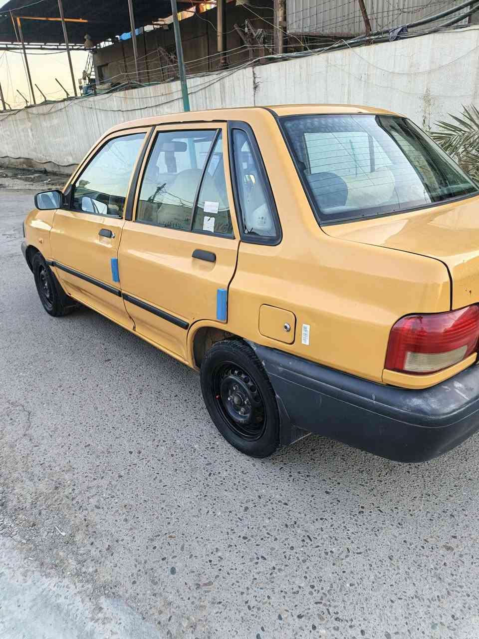 السلام عليكم سايبه مديل ٢٠١٥نظيفه ممشتغله تكسي كامله السعر ٣١بغداد الزعفرانيه ***********
