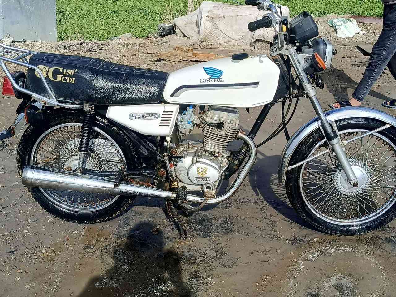 دراجه كلك للبيع موديل 18 السعر 300وبيهه مجال حك  الجيه.
الاستفسار اكثر
*********** بي واتساب
