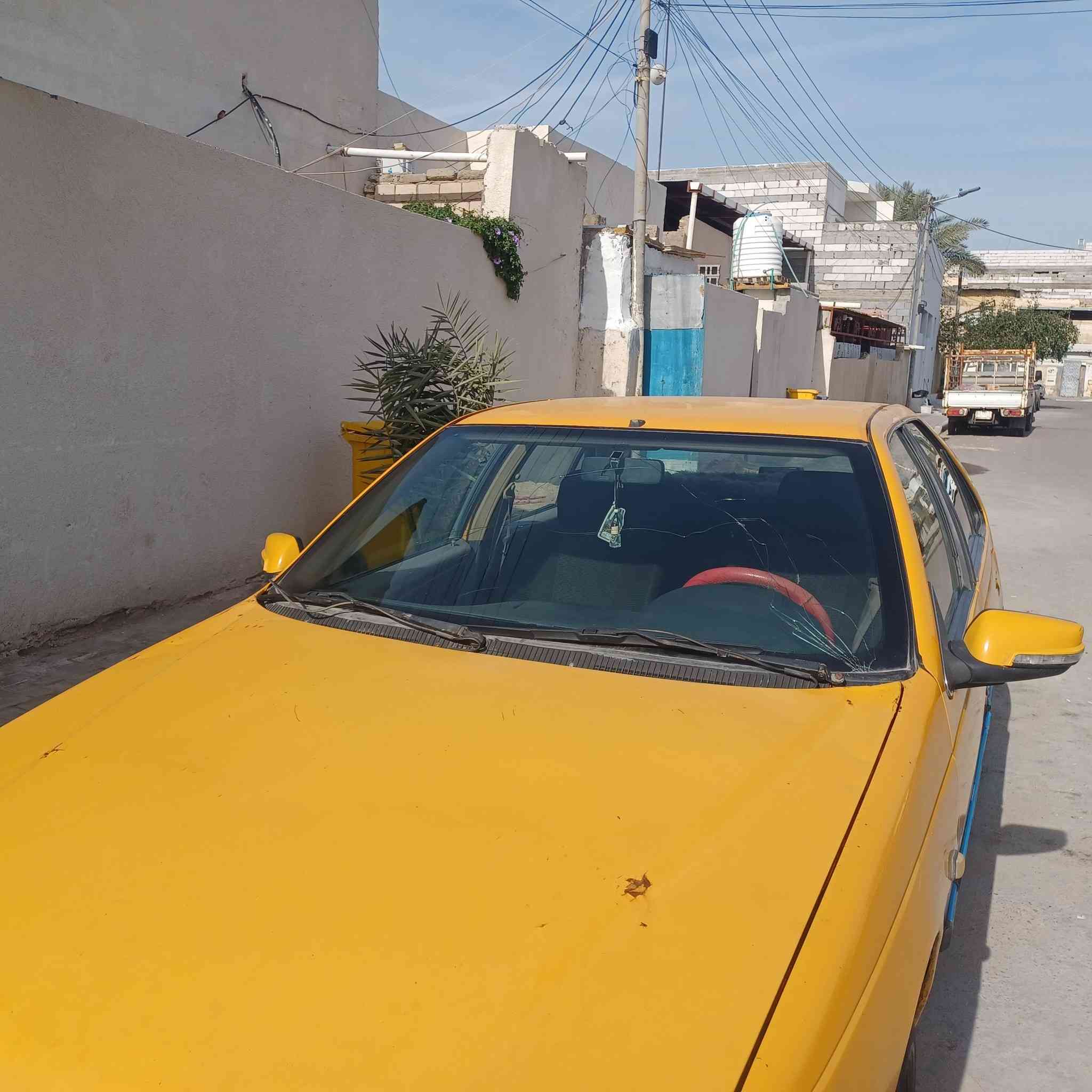 بيجو بارس مديل 18سياره حلو بدي شوف لعين مكينهةبيها بخار سعر ٣٥ سياره عليها غرمات ٤ ورقات تنزل من سعرها وراعيها ريد تحويل ول سعر بي مجال وهاذ رقمي *********** مكاني البصره القبله
