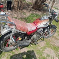 يوجد موطور جني للبيع كلو شغال السعر 300 وبية مجال الرقم 07812428812