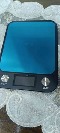 ميزان الكتروني • الكترونيات