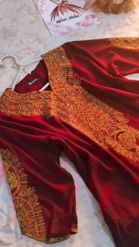 دشداشة كشمير مطاط تطريز غباني صدر وردن     القياسات L XL XXL الالوان ....