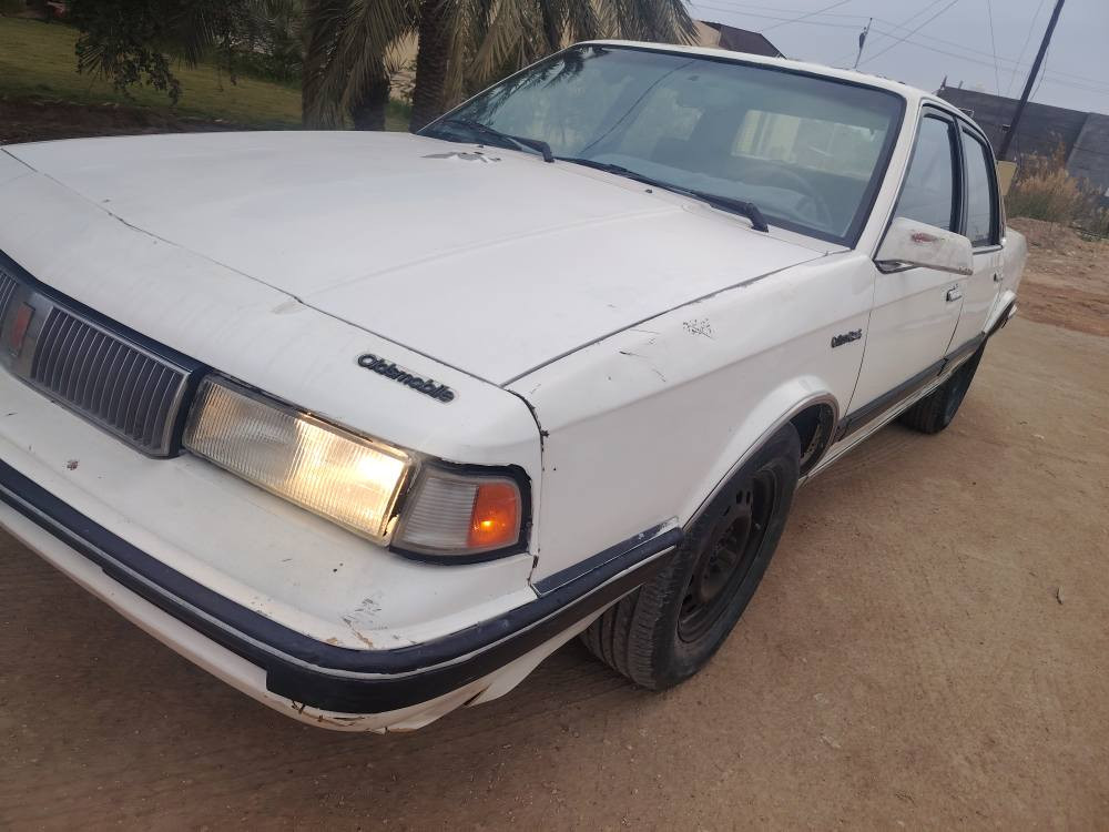 اولدز 90 رقم بغداد الماني مشروع وطني كير محرك 3400 جدد مكفوله من الضرر والصبغ غرفه جديده تدفئه تبريد ثلج حداديه جديده تراي حلو وين ميعجبك مابيها نقص السعر 38$ وبيها مجال بسيط مكاني بابل الحصوة *********** حلة, بابل
