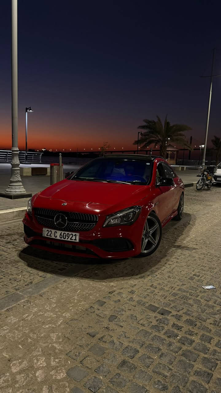 Cla 250 
2018 
103 الف كيلومتر ماشيه 
كفاله عامه السياره
فتحت بانوراما 
كشنات خزن 
المكينه 2000 تيربو 
حساس صندوك فتح تلقائي 
جامات كهربائيه مع البانوراما فتح من البصمه 
4 وضعيات للقياده
وبعد بيهة مواصفات خير من الله
الرقم ***********
