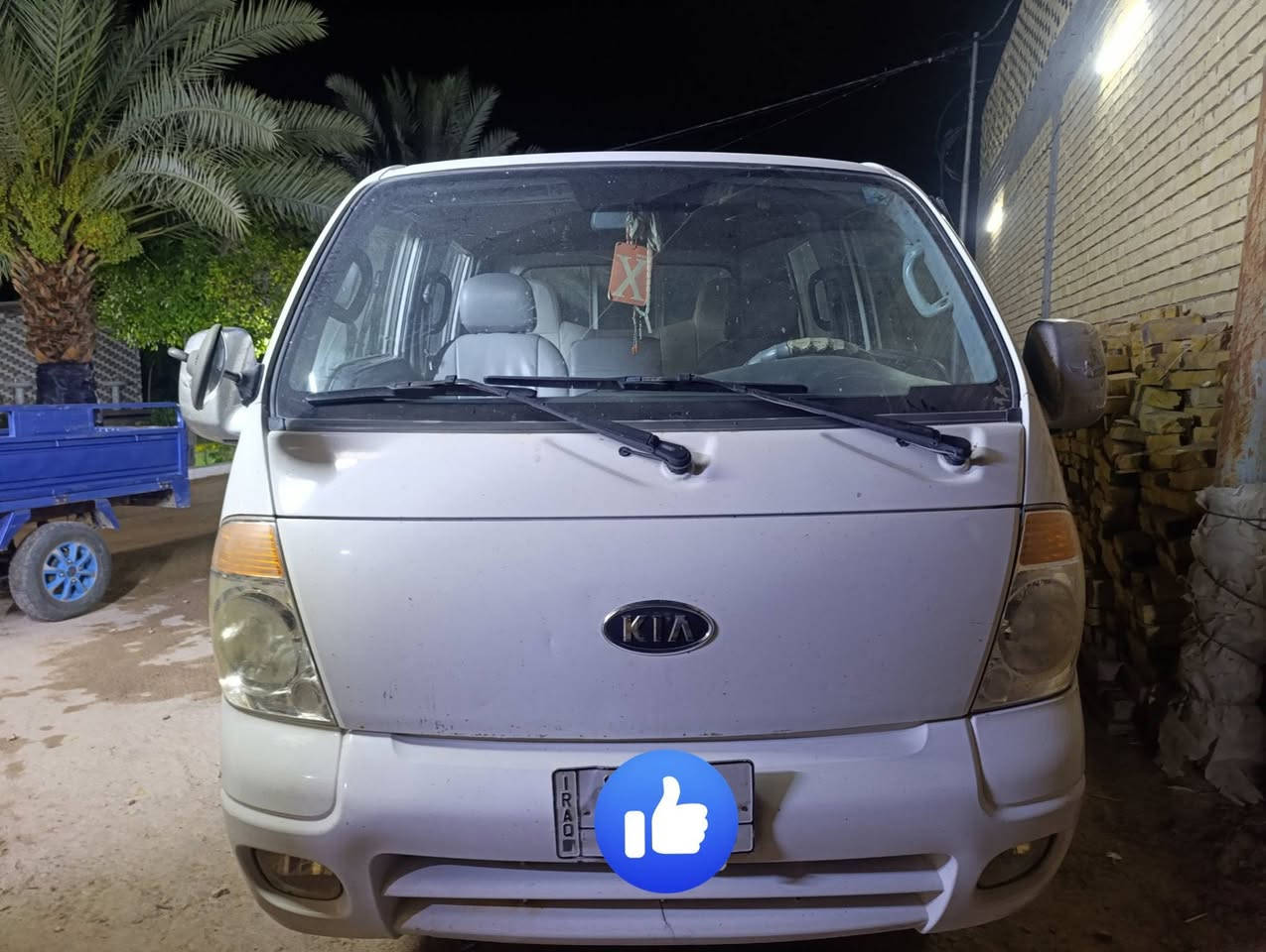 كيا بومة دبل قمارة موديل 2008  مكينة كرنفال سيارة نظيفة و جهازه مكينه و حداديه خير من الله تخم تاير جديد
 السعر ٨٨ وبيها مجال بسيط مكانها نجف عباسيه 
للاستفسار ***********
