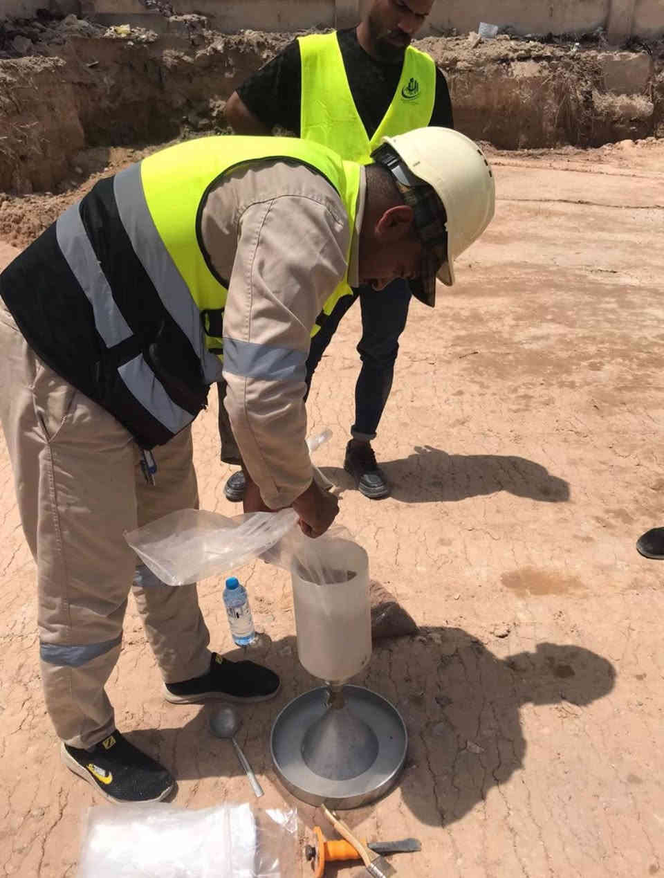 ️ من تهيئة الأرض… لحد الأساس الصح
أعمال تنظيف ورفع أنقاض
وتهيئة موقع تمهيدًا للبناء
بإشراف هندسي مباشر.

شركة أحلى الجنان للمقاولات والتجارة العامة
✔️ حفر وتجهيز أساسات
✔️ بناء من الصفر
✔️ إعادة تأهيل وترميم

❓ برأيكم شنو الأهم بالبناء؟
الأساس القوي لو المواد؟ 👇

📍 بغداد – الكرادة – قرب سيد إدريس
📞 للتواصل:
***********
***********
