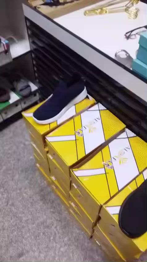 محل ملابس زي عربي انواع الدشاديش شحاطات بااسعار مناسبه 

البلديات اليون شارع 30ازياء الوحيلي للزي العربي


**إذا كنت صاحب هذا الإعلان وتريد حذفه لأي سبب، رجاءا أرسل رسالة إلى الدعم الفني**