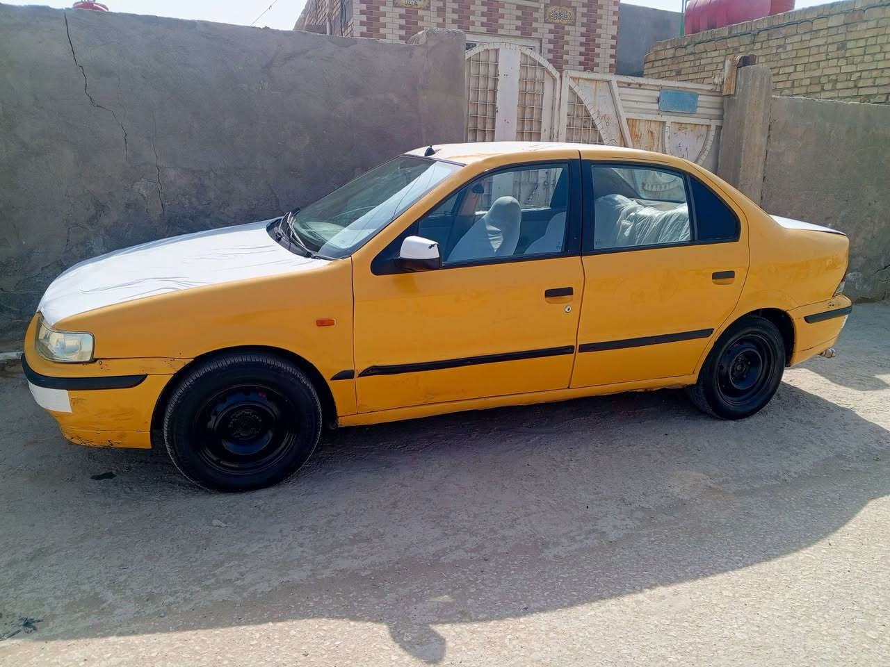 سمند 2011 خير من الله مكينه وكير وحداديه وتخم تاير كهربائيه كله شغاله مابيه اي نقص راعيه ماندله اتكفل سرقه وعشائر الديوانيه قضاء سومر ‏‪***********‬‏ السعر 16 وبيه مجال
