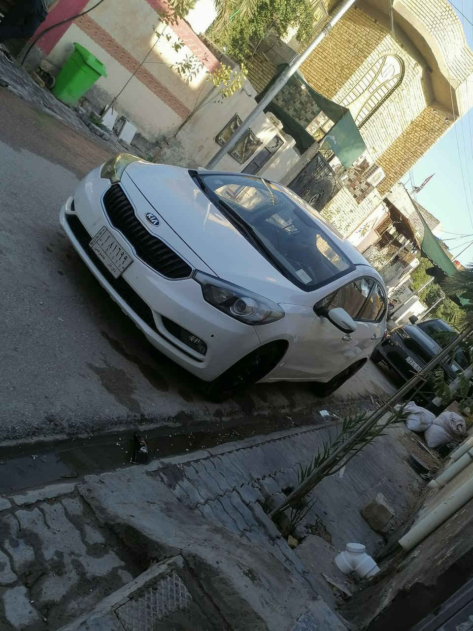 السلام عليكم . 
سيراتو مديل 2015 بيها جاملغ امامي سياره بسمي مكانها ناصريه الاسكان الصناعي السعر 110 وبيها مجال قليل للاستفسار  الاتصال  ***********
