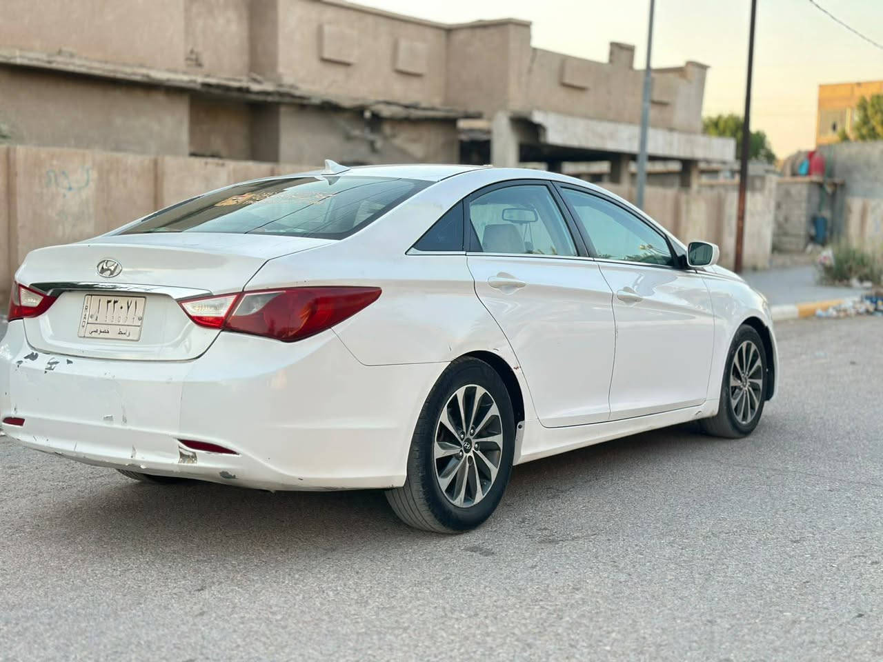 يالله/سوناتا وارد أمريكي موديل  ٢٠١٣ رقم واسط بأسمي شرط التحويل مشروع وطني سياره كير ومحرك مكفولات كهربائيات كله شغاله غرفه جديده حييل  ماشيه  ١٦٠ سياره على  أيد وحده من  ٢٠١٣ مال جناي هس توني مسويله أدامه كامله من الدعاميه  الدعاميه  مابيه أي نقص  فول تحكم ستيرن أواكس بلاتوث شاحن تليفون سيدي بلاجكتور تبريد ثلج  صور الحادث ماعندي أدزلك رقم الشاصي وأنته طلع صور الحادث حادث  سياره قبق جنطه وجاملغ الخلفي  جهت السايق وراشين صفحه كله شرط بدون دكة جاكوج صبغ فقط تفاصيل أكثر أتصل  ***********  و  *********** واتساب  *********** العنوان واسط النعمانيه  السعر  ٩٣ وبيه مجال حق الجيه أخوان الله يرحم والديه ألي يشوف السعر غالي أو مايناسبه يعبر المنشور أو يعلق بكلمه طيبه مثل أخلاقه الطيبه والرزق على الله

