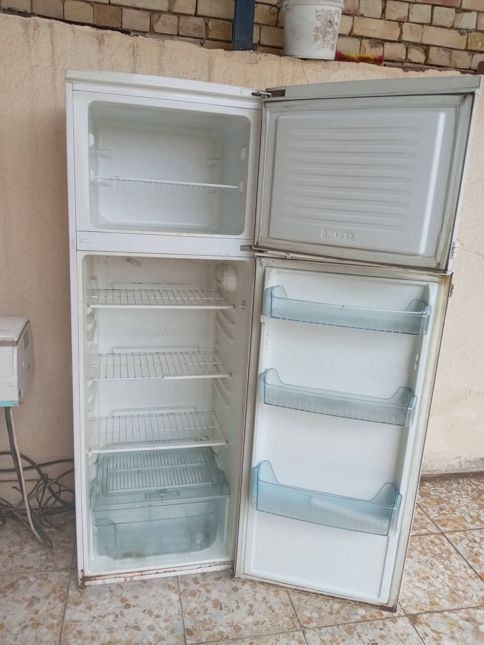 مجموعة غراض مكاني بغداد نهايت حي ور سبع قصور يوجد توصيل عندي الكل بغداد الشراي النتصال على رقم موجود واتساب *********** يوجد توصيل
