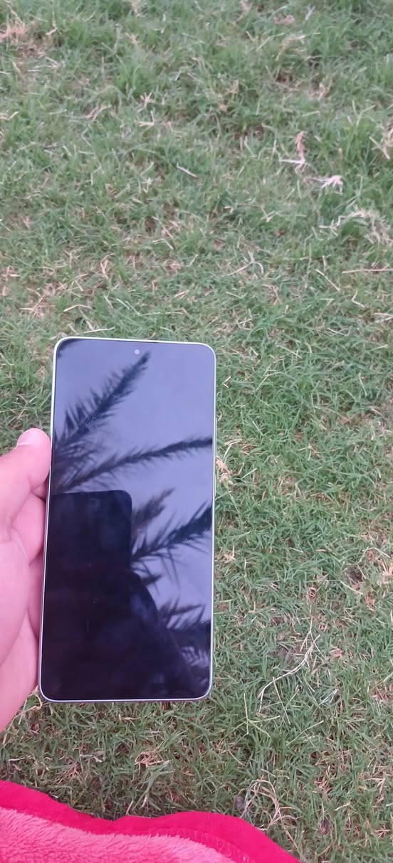 سلام عليكم يوجد تلفون بوكوX7برو 5Gذاكره512فقط واكف سيمكارات ملحقات كامله سعر450وبي مجال رقم الهاتف***********
