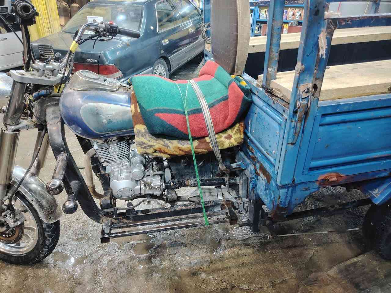 للبيع رقم اسود وسنويه *********** موجود ماتساب
