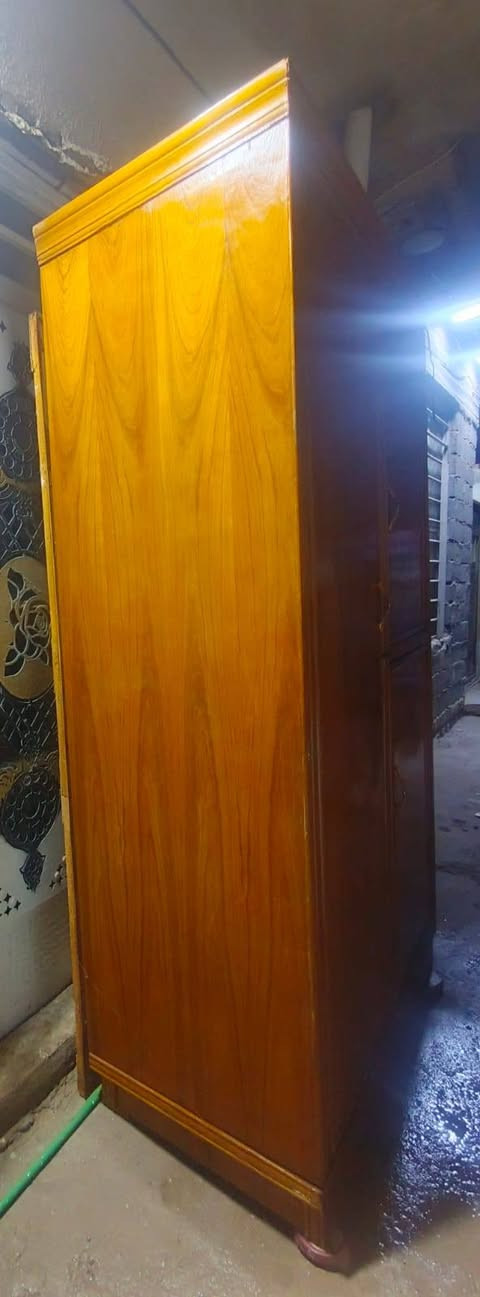 كنتوراللبيع تفصال بابين داخل وخارج صاج اللة شاهد مفصلة.ب٢٦٠ عارضة ب١٥٠ وبي مجال حك جية مكاني بغداد الحبيبية شارع سجة فرع مطعم سلام الاستفسار واتساب علرقم ***********أو خاص
