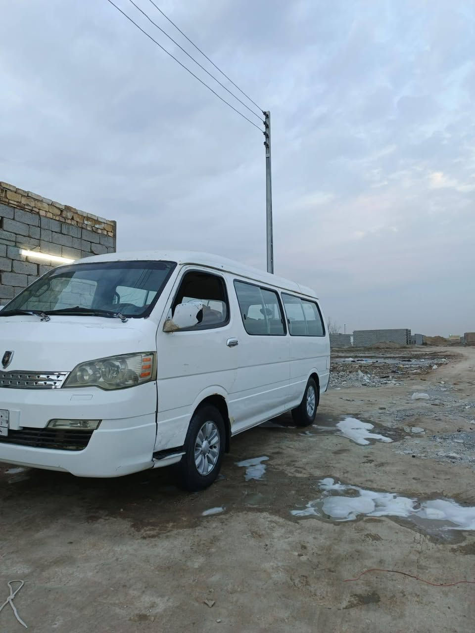 سلام عليكم جنبي موصليه موديل 14 مكينه وكير جدد حداديه تخم تاير باتري خير من الله لبيع فقط مكان السياره الناصريه السعر 35 وبيها مجال ***********
